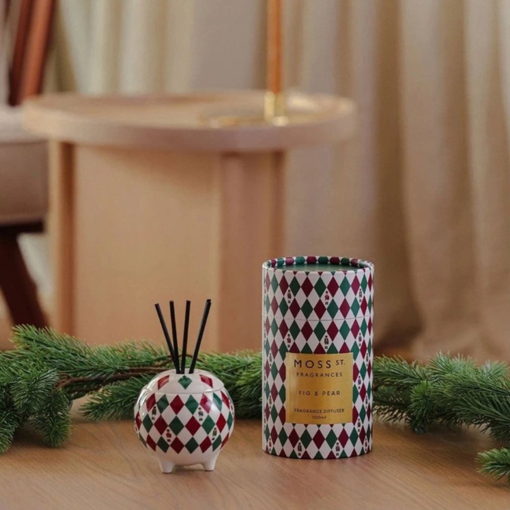 Peppermint Grove Fig & Pear Ceramic Diffuser Lifestyle | Merchants Homewares