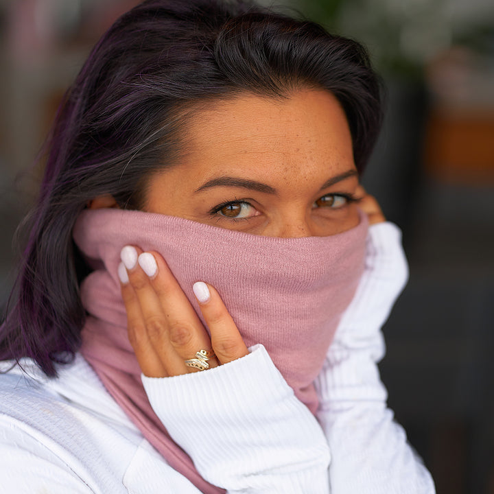 Annabel Trends Happywrap Neck Warmer Pink Lifestyle | Merchants Homewares