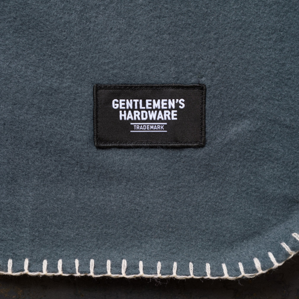 Gentlemen's Hardware Outdoor Blanket Close Up | Merchants Homewares