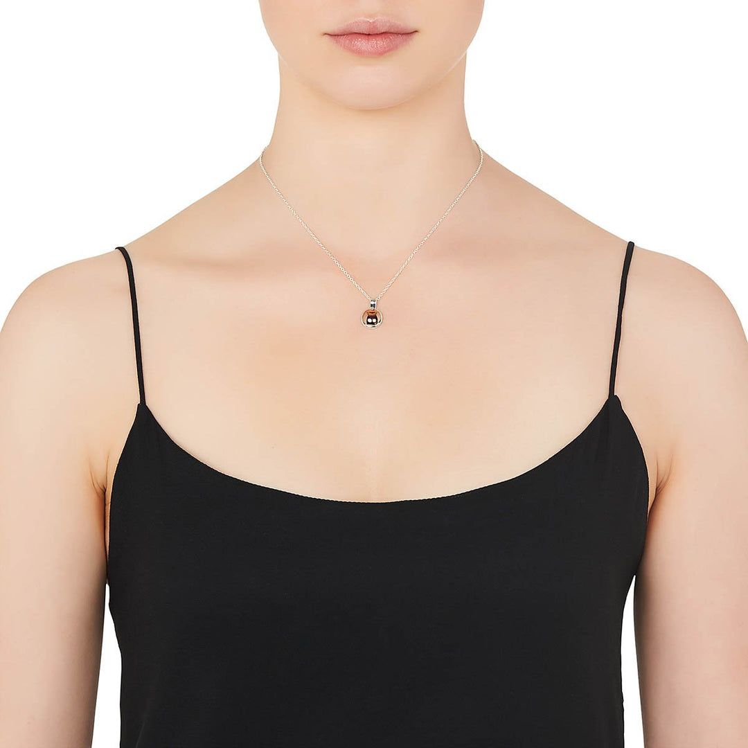 Najo Rosy Glow Necklace Rose Gold and Silver lifestyle | Merchants Homewares