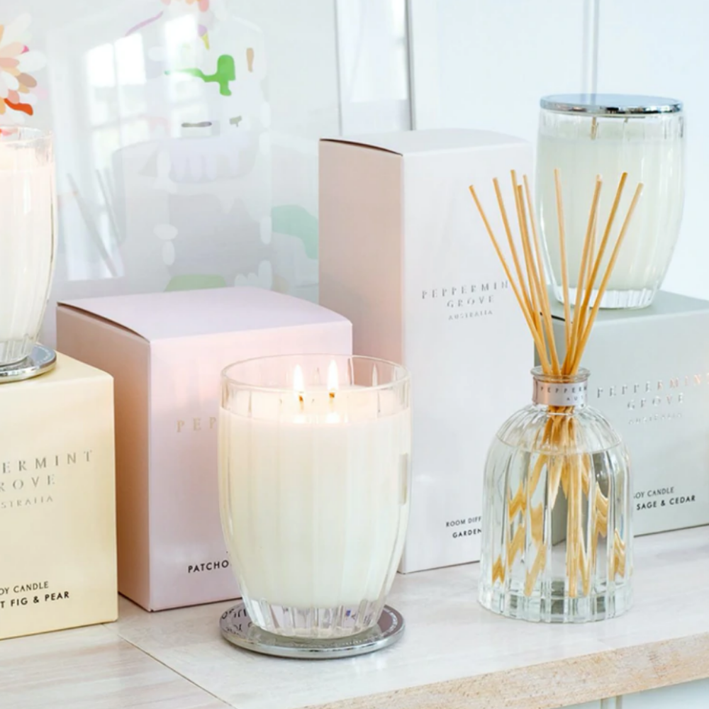 Peppermint Grove Patchouli & Bergamot Soy Candle 370g Lifestyle | Merchants Homewares