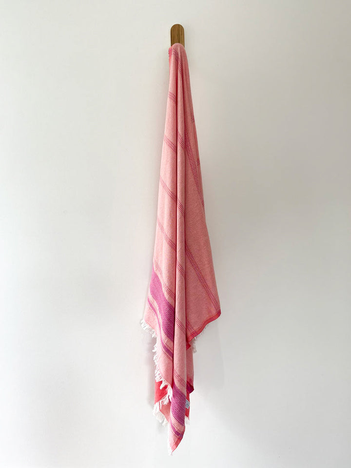 Seven Seas | Premium Range | Pacific | Pink/Fuschia | Merchant Homewares