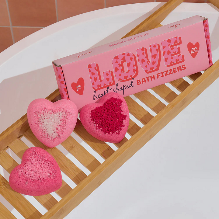 Annabel Trends Bath Fizzers Love Heart Set Lifestyle | Merchants Homewares