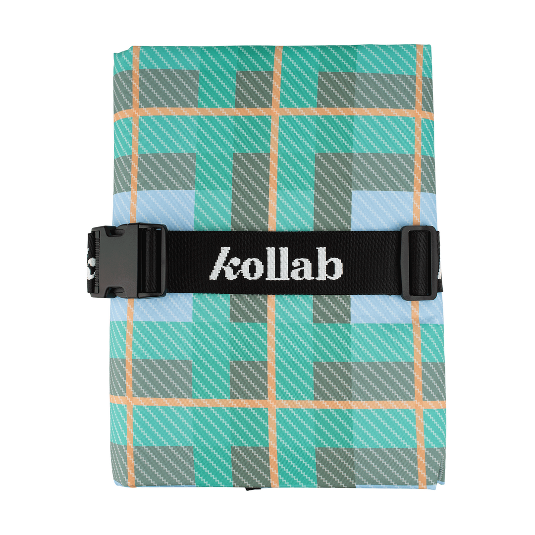 Kollab Holiday Picnic Mat Ocean Check | Merchants Homewares