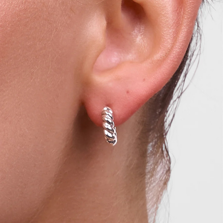 Liberté Phoebe Silver Rope Earring Lifestyle | Merchants Homewares