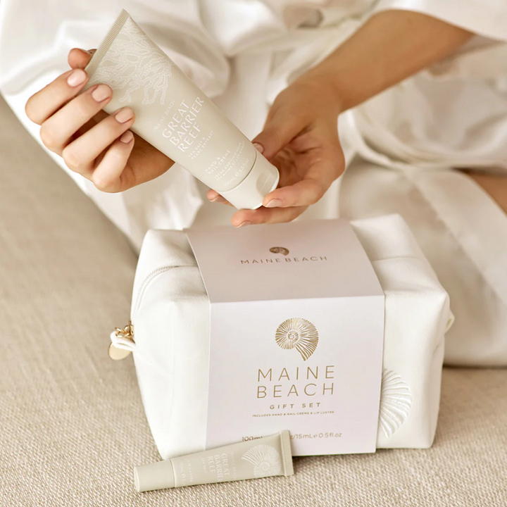 Maine Beach Great Barrier Reef Vanity Bag Gift Set Lifestyle | Merchants Homewares