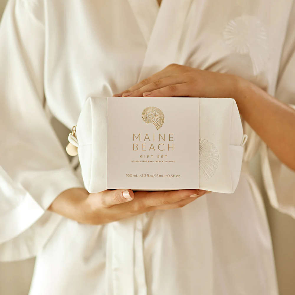 Maine Beach Great Barrier Reef Vanity Bag Gift Set Lifestyle | Merchants Homewares