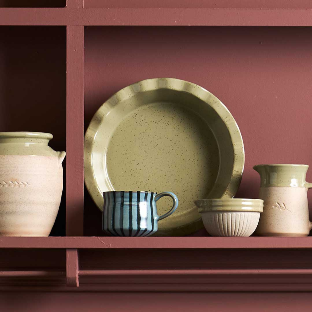 Robert Gordon Kitchen Life Collection Pie Dish Peppercorn Lifestyle | Merchants Homewares