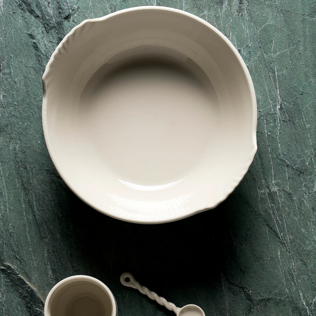 Robert Gordon Vintage Table Large Salad Bowl Vanilla Lifestyle | Merchants Homewares