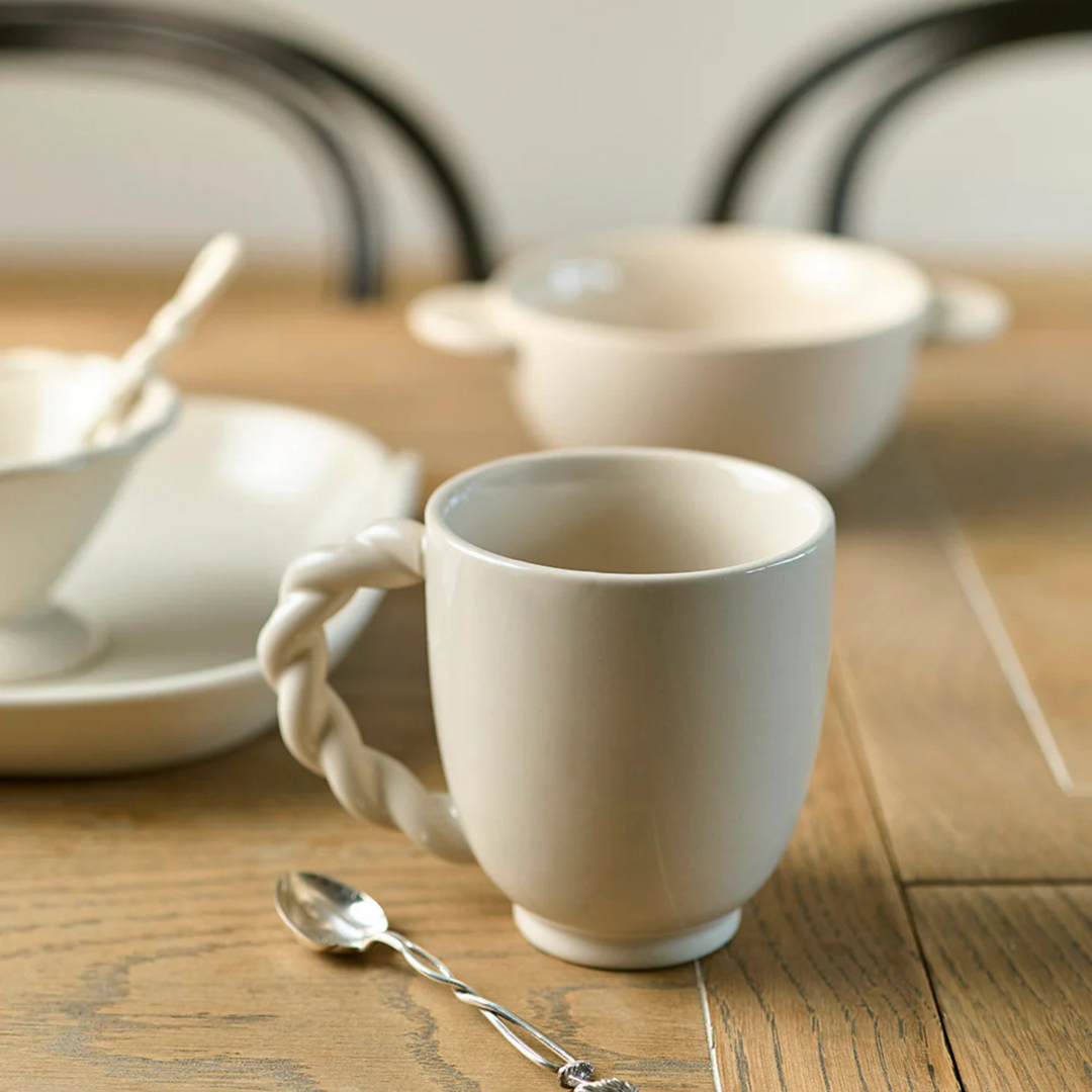 Robert Gordon Vintage Table Mug Vanilla Lifestyle | Merchants Homewares