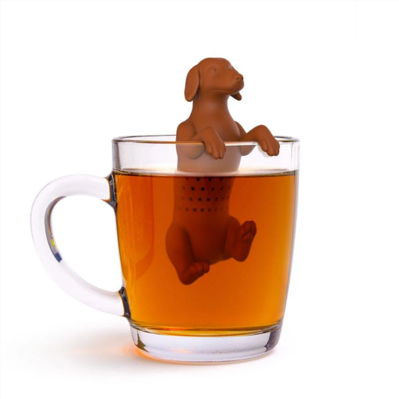 IS Albi Fred Hot Dog Tea Infuser Lifestyle | Merchants Homewares