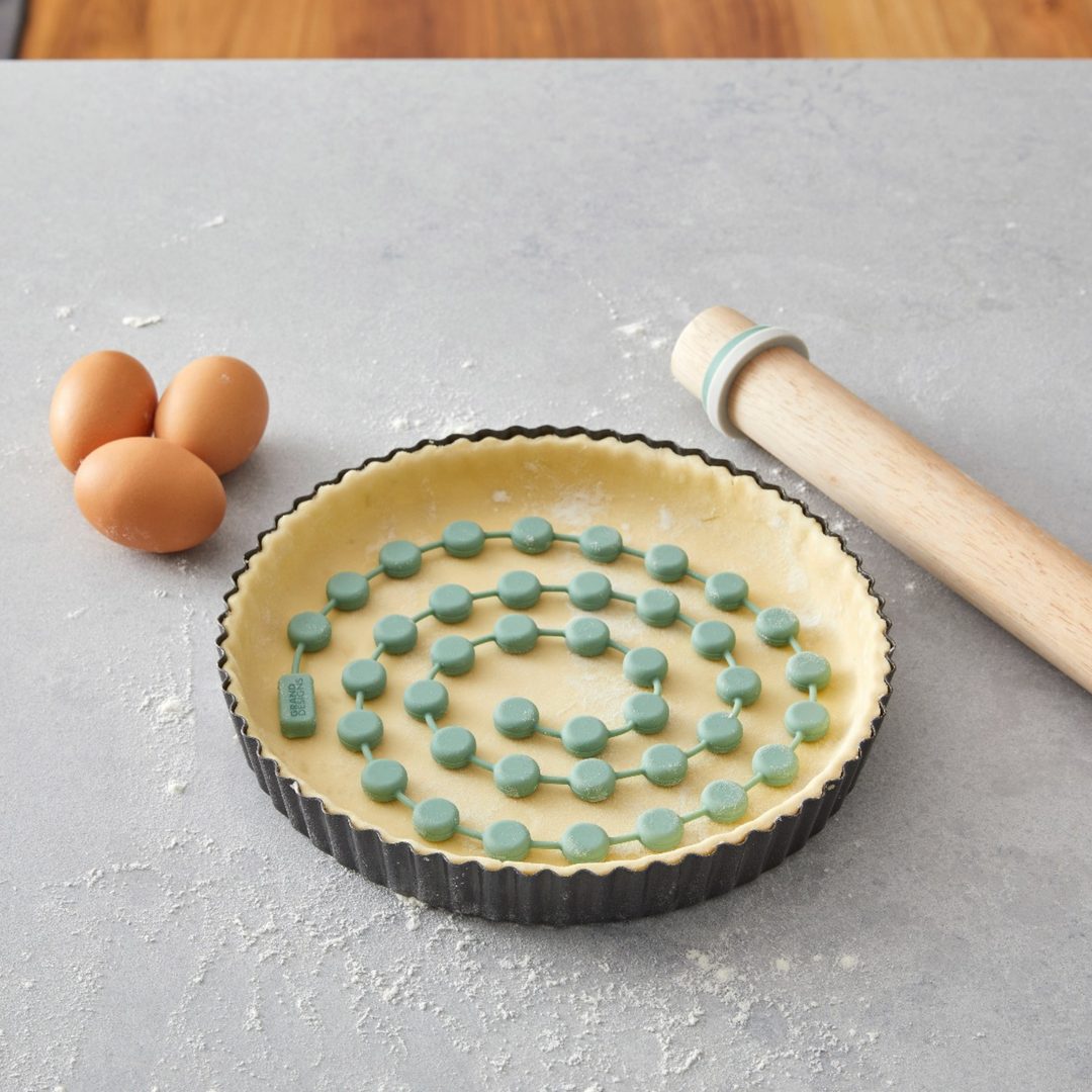 IS Albi Grand Designs Silicone Pie Weight & Trivet Lifestyle | Merchants Homewares